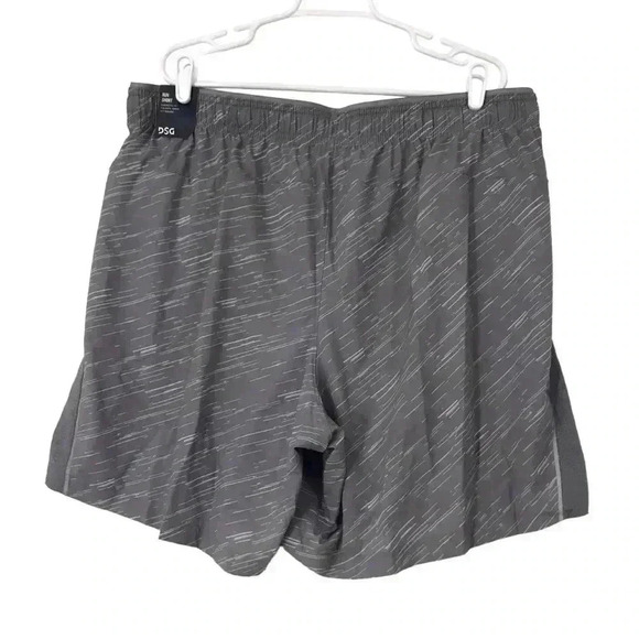 DSG 7" INSEAM RUN SHORTS ATHLETIC FIT REFLECTIVE DETAILS GRAY MENS SIZE 2XL - Picture 8 of 9
